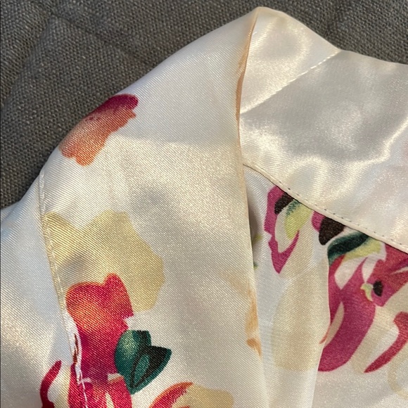 Floral Women's Robe - Picture 5 of 5